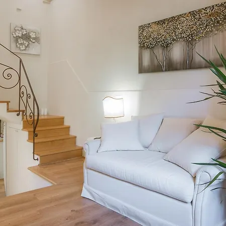 - San Niccolo Elegance Appartement *